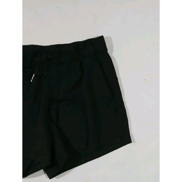 Lululemon On the Fly Shorts 2.5" Size 8 Black Pull On Travel Workout Run Gym - Picture 2 of 8